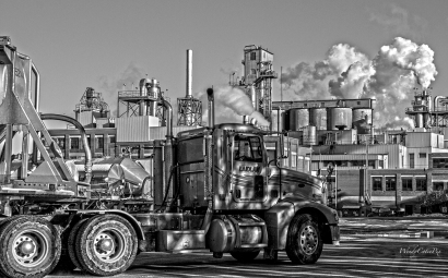 WrongPlace B&W ~ Truck entering factory, time to leave